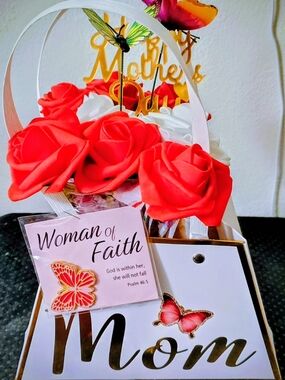 Mom Tote Bag in Coral and White - Unbranded